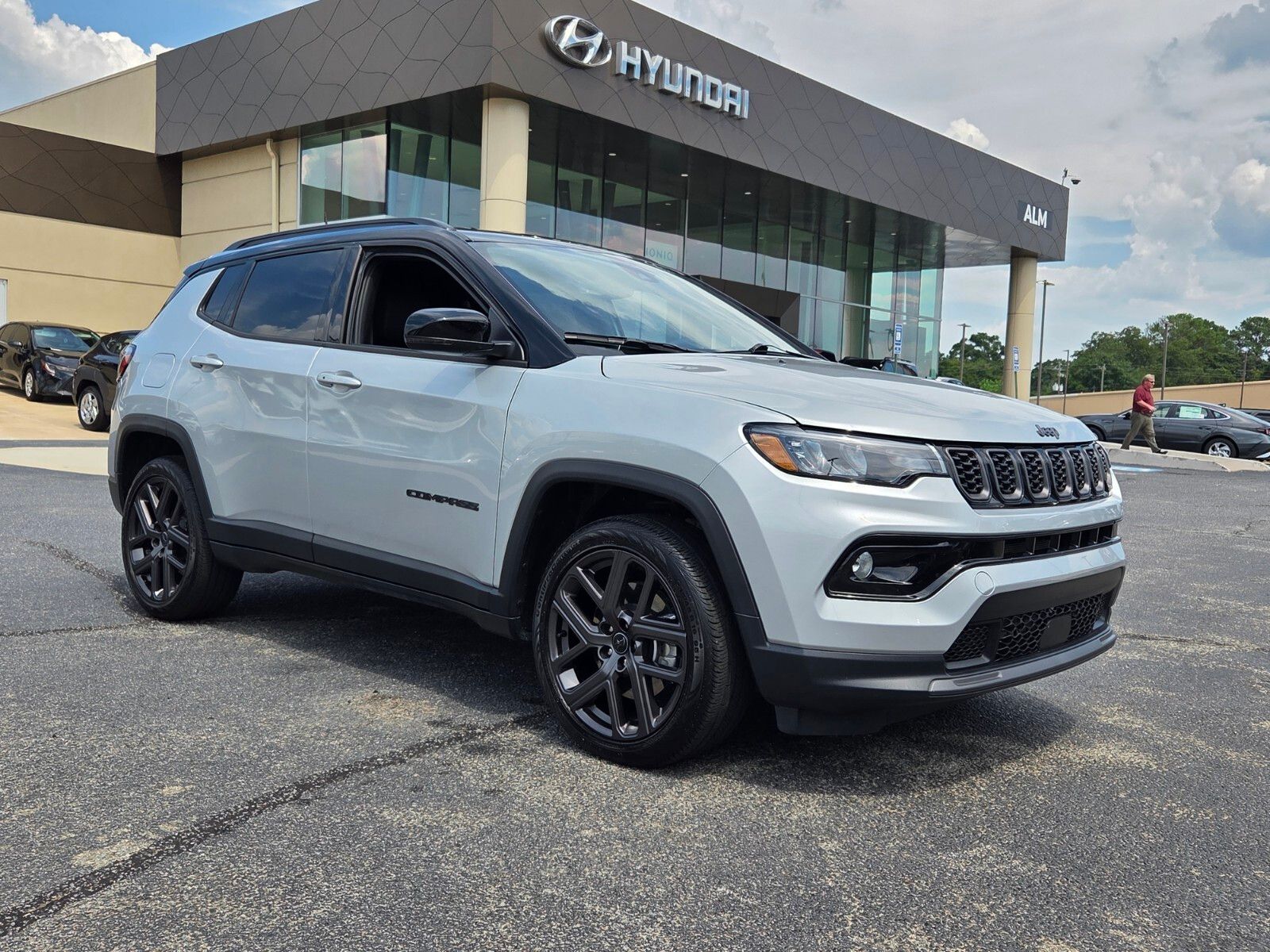 Silver Zynith Metallic Clearcoat 2026 Jeep Compass SUV / Crossover Four-Wheel Drive 8-Speed Automatic