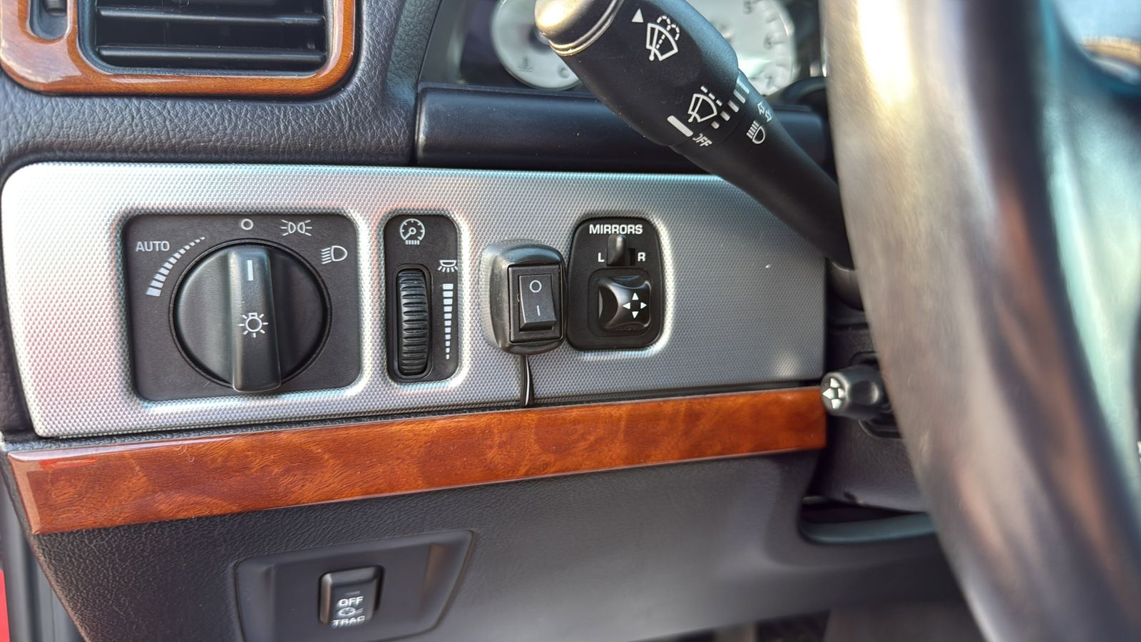 Used Car 2005 Ford Thunderbird  Base For Sale Under $15,000 In Austin, Texas