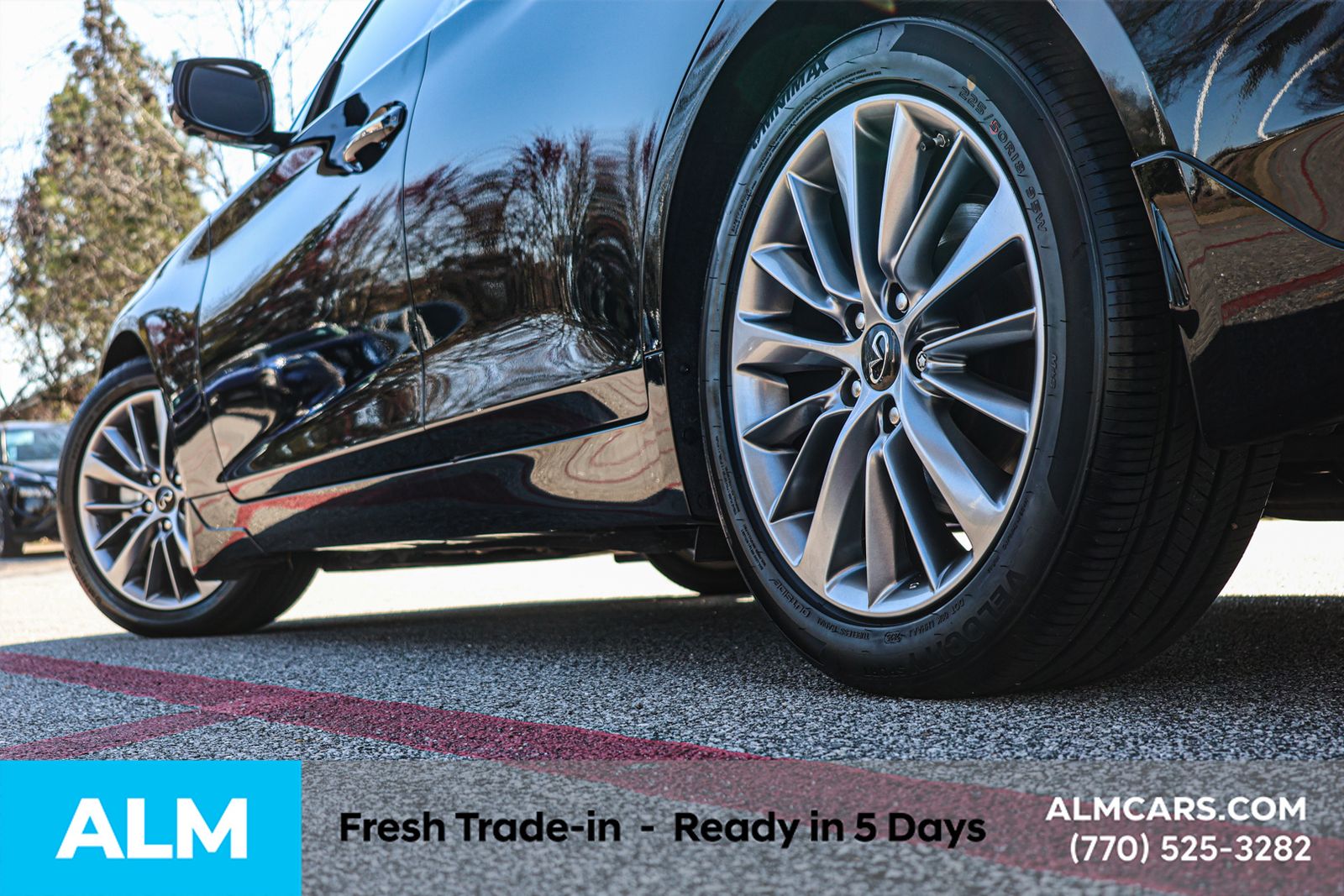 Used 2024 Black INFINITI LUXE image 13