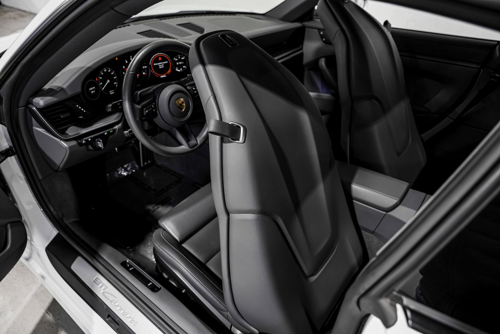 2023 Porsche 911 Carrera — photo 22
