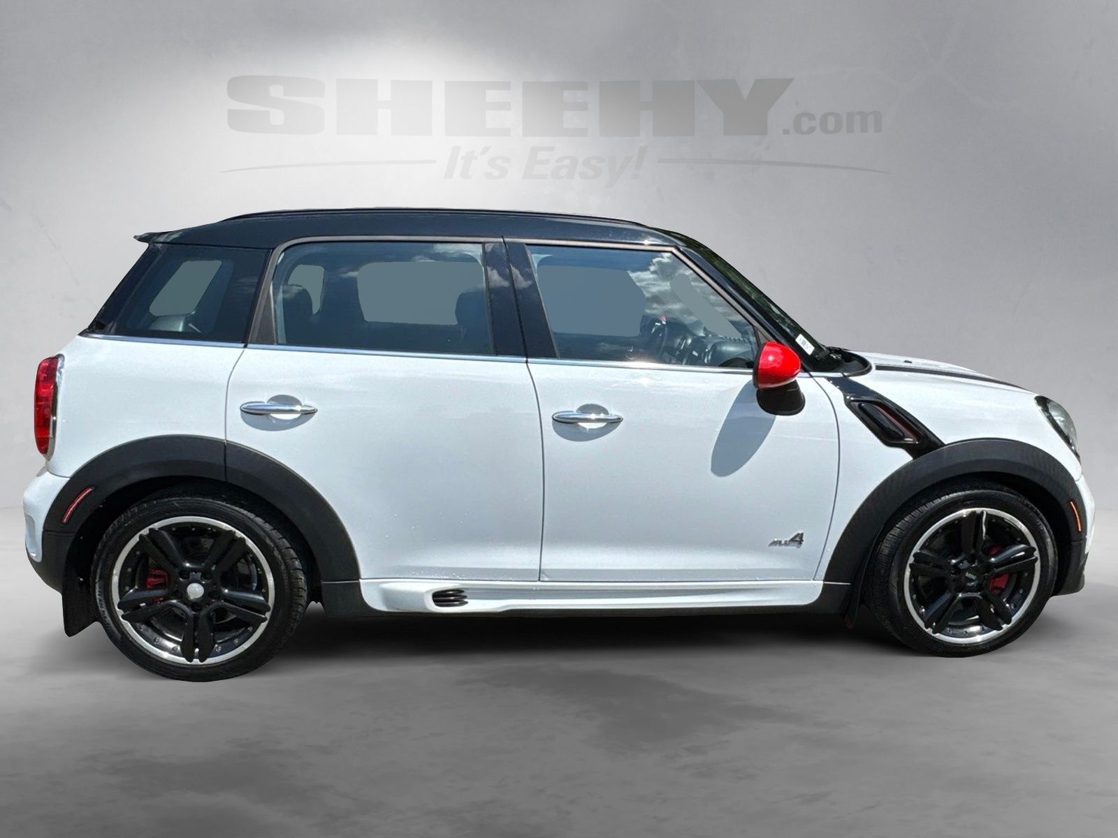 Used 2013 Light White MINI Base image 11