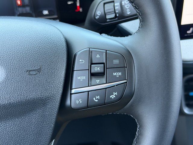New 2026 Shadow Black Ford XLT image 31