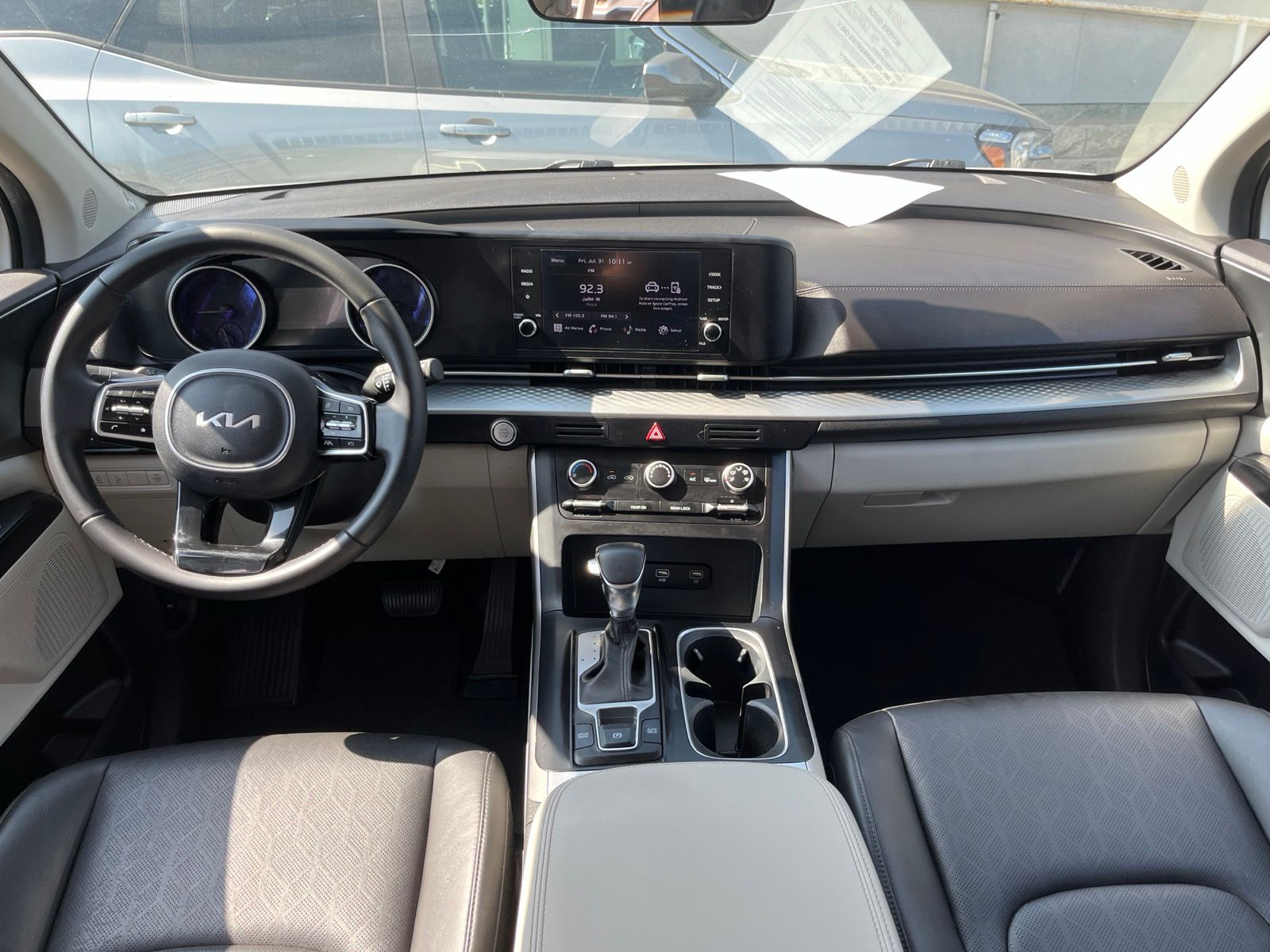 2023 Kia Carnival LX Seat Package - 8