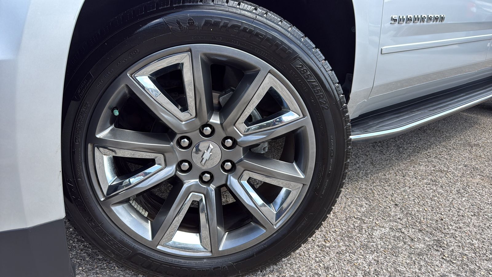 Used 2017 Silver Chevrolet Premier image 29