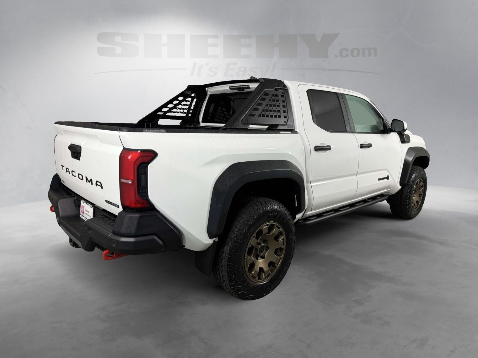 Used 2024 White Toyota Trailhunter image 12