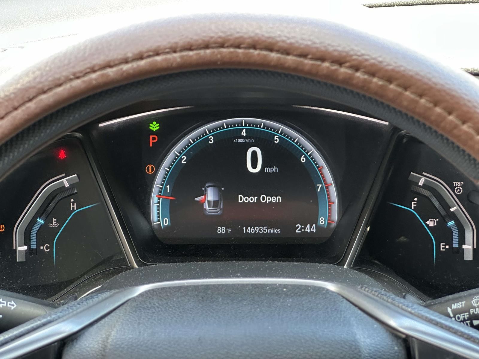Used 2018  Honda EX image 6