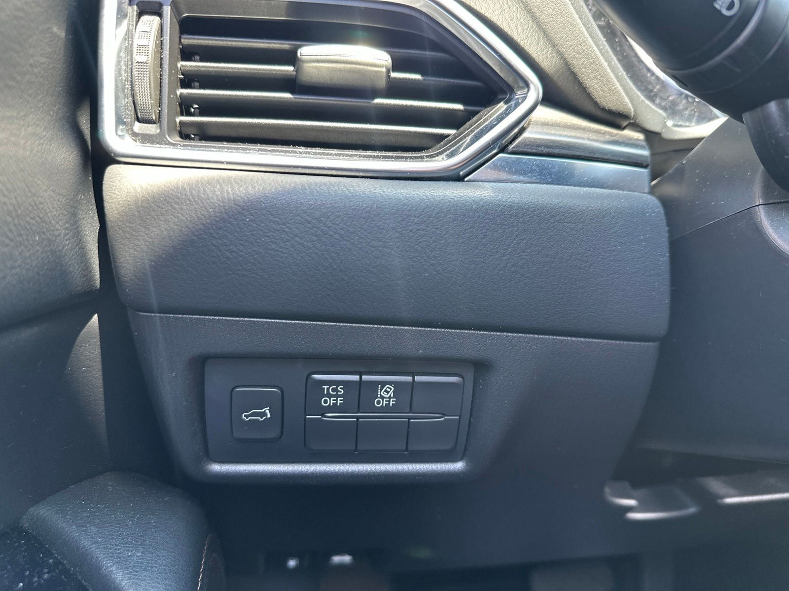 Used 2019 Blue Mazda Grand Touring Reserve image 22