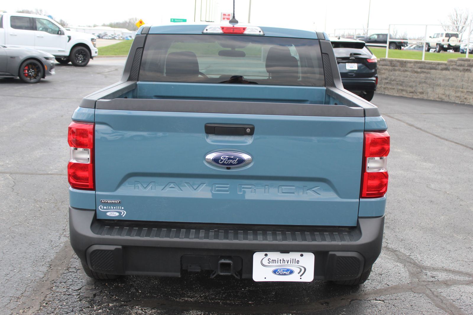 View vehicle photo 6