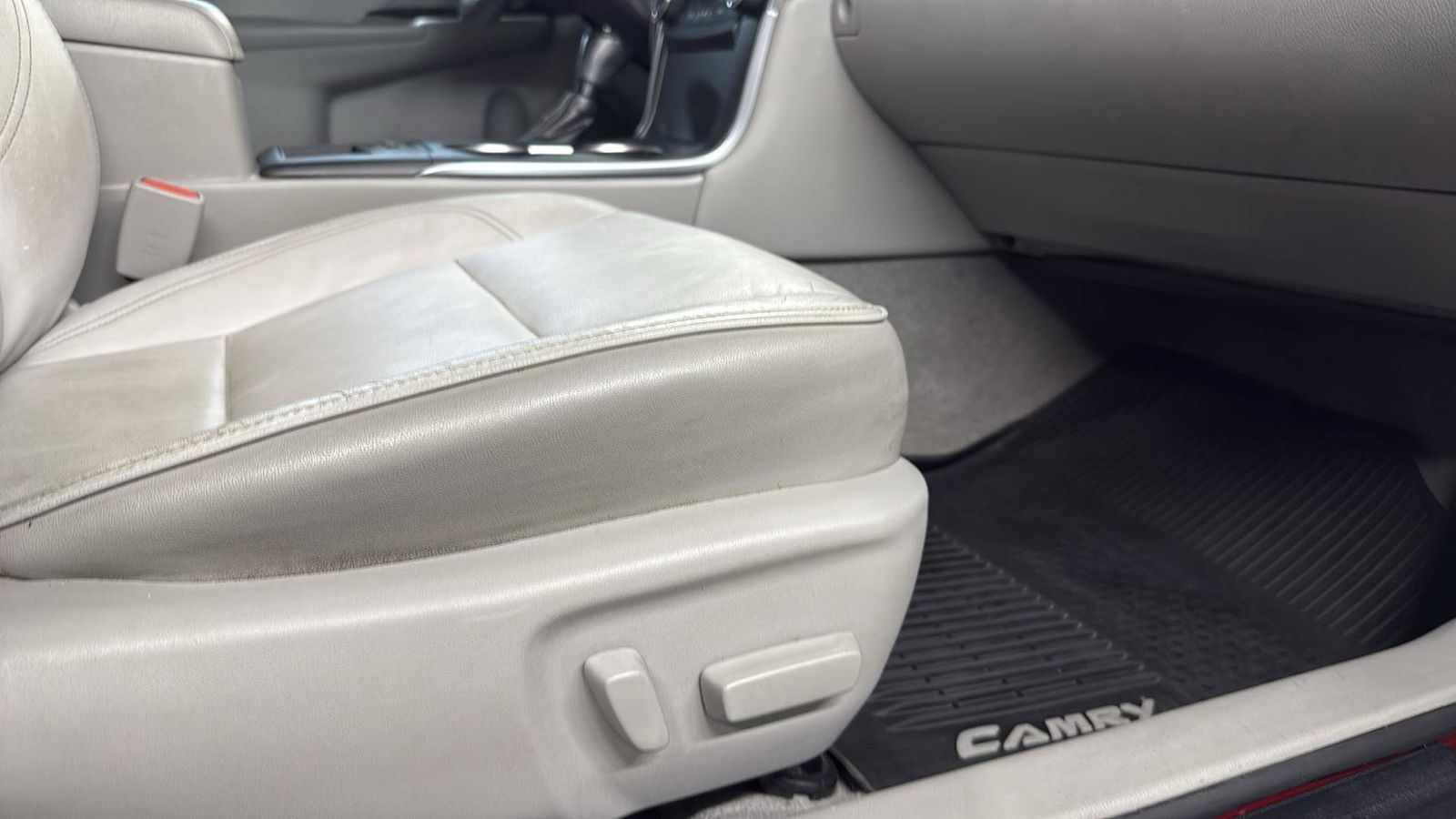 Used Car 2017 Toyota Camry  Xle For Sale Under $15,000 In Austin, Texas