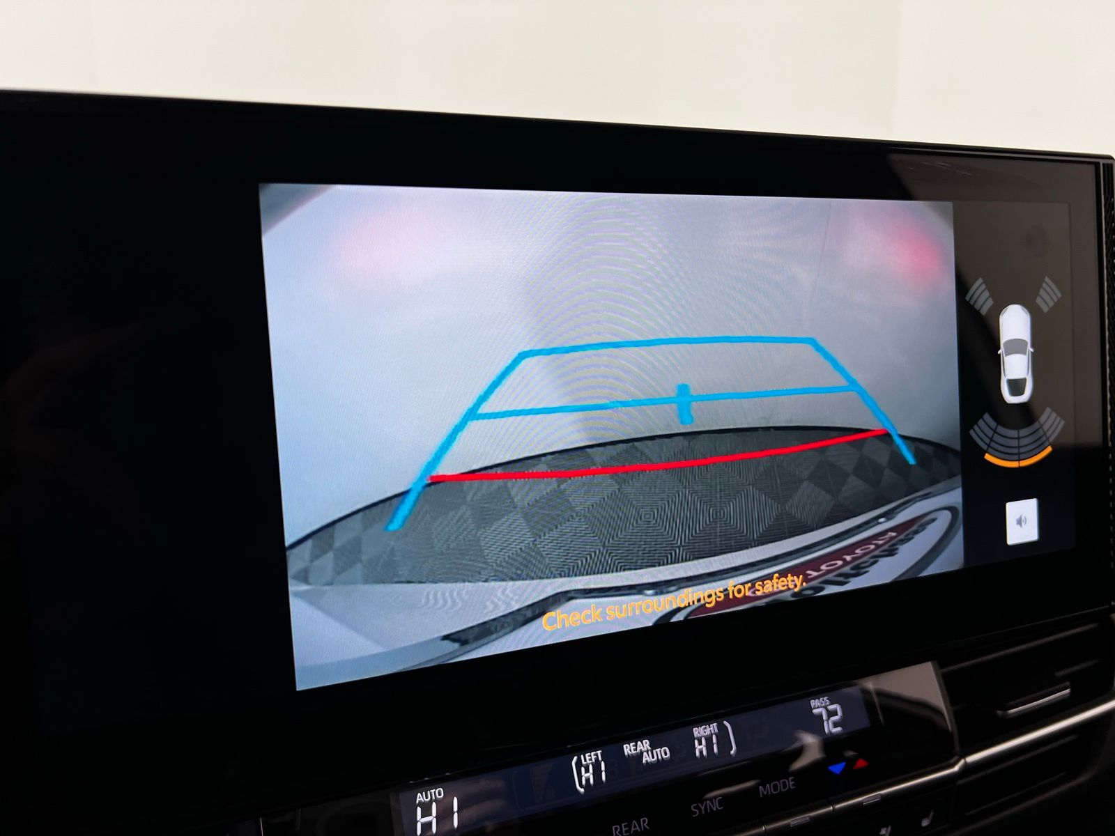 2025 Toyota Sienna XSE 16