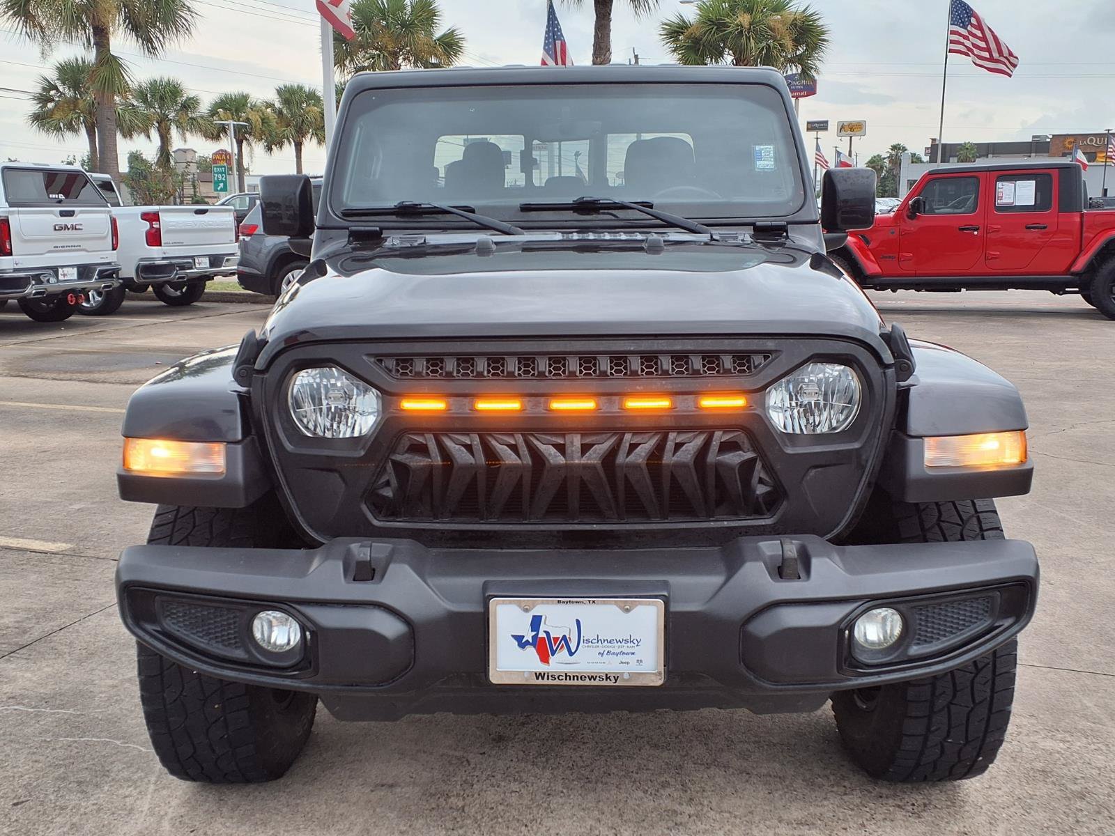 2022 Jeep Gladiator Altitude Black at Toyota of Victoria