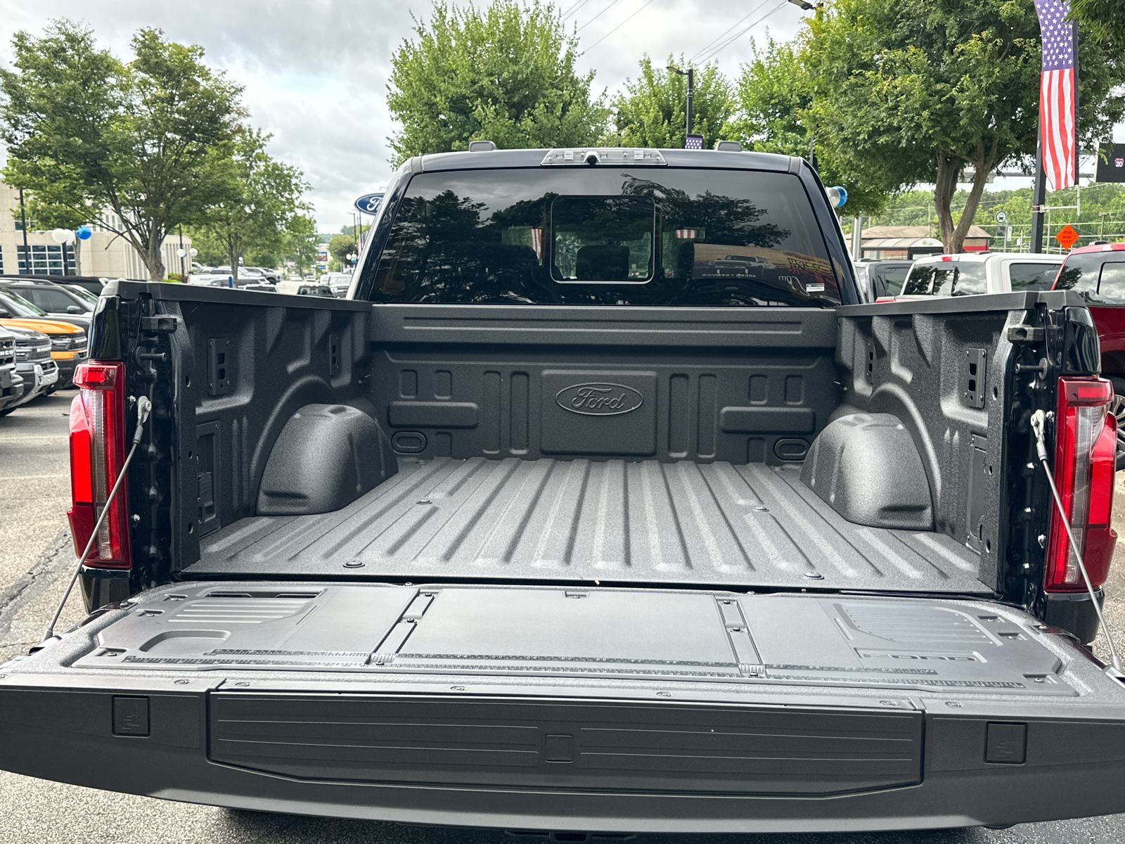 New 2026 Antimatter Blue Metallic Ford Raptor® image 19