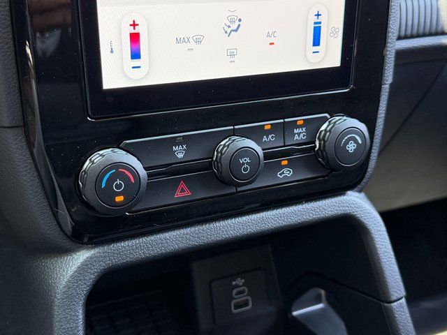 New 2026 Desert Sand Ford XLT image 27