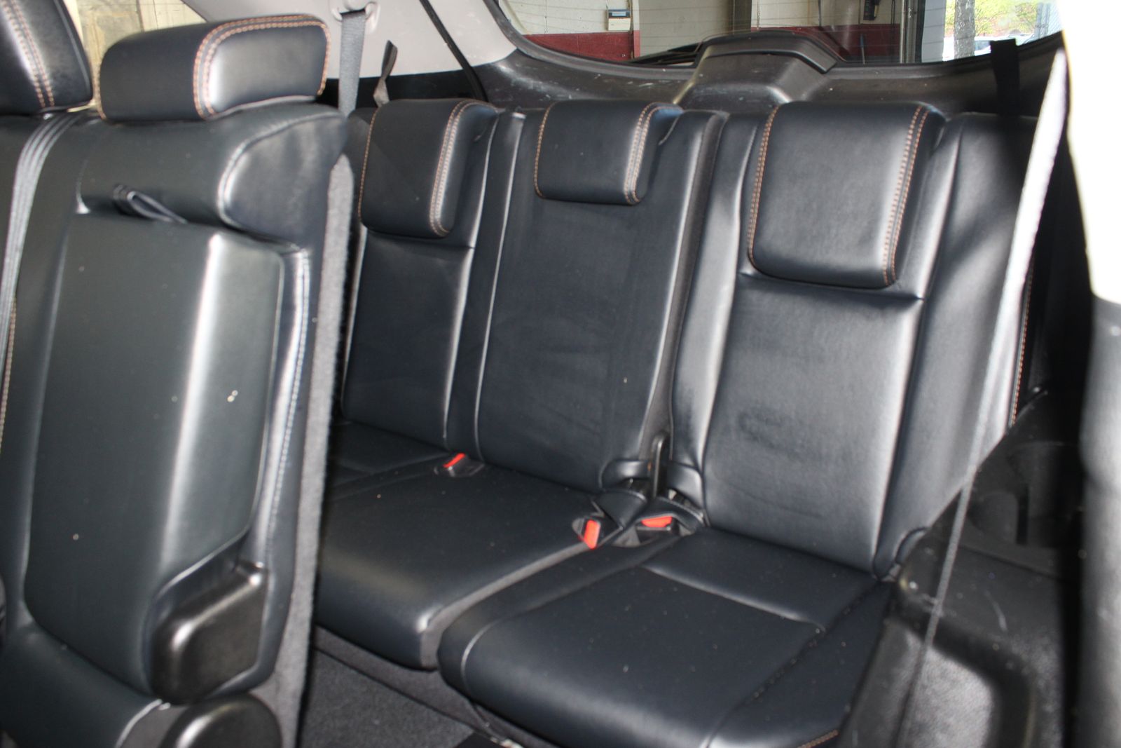 Used 2018 Black Toyota XLE image 29