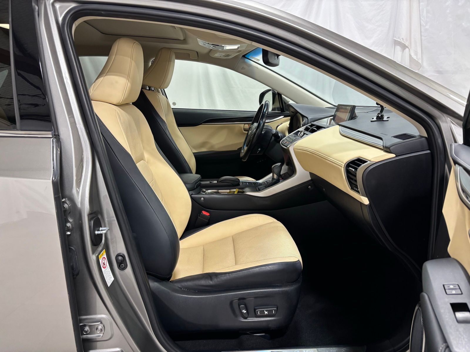 Used Car 2015 Lexus Nx  300h For Sale Under $20,000 In Austin, Texas