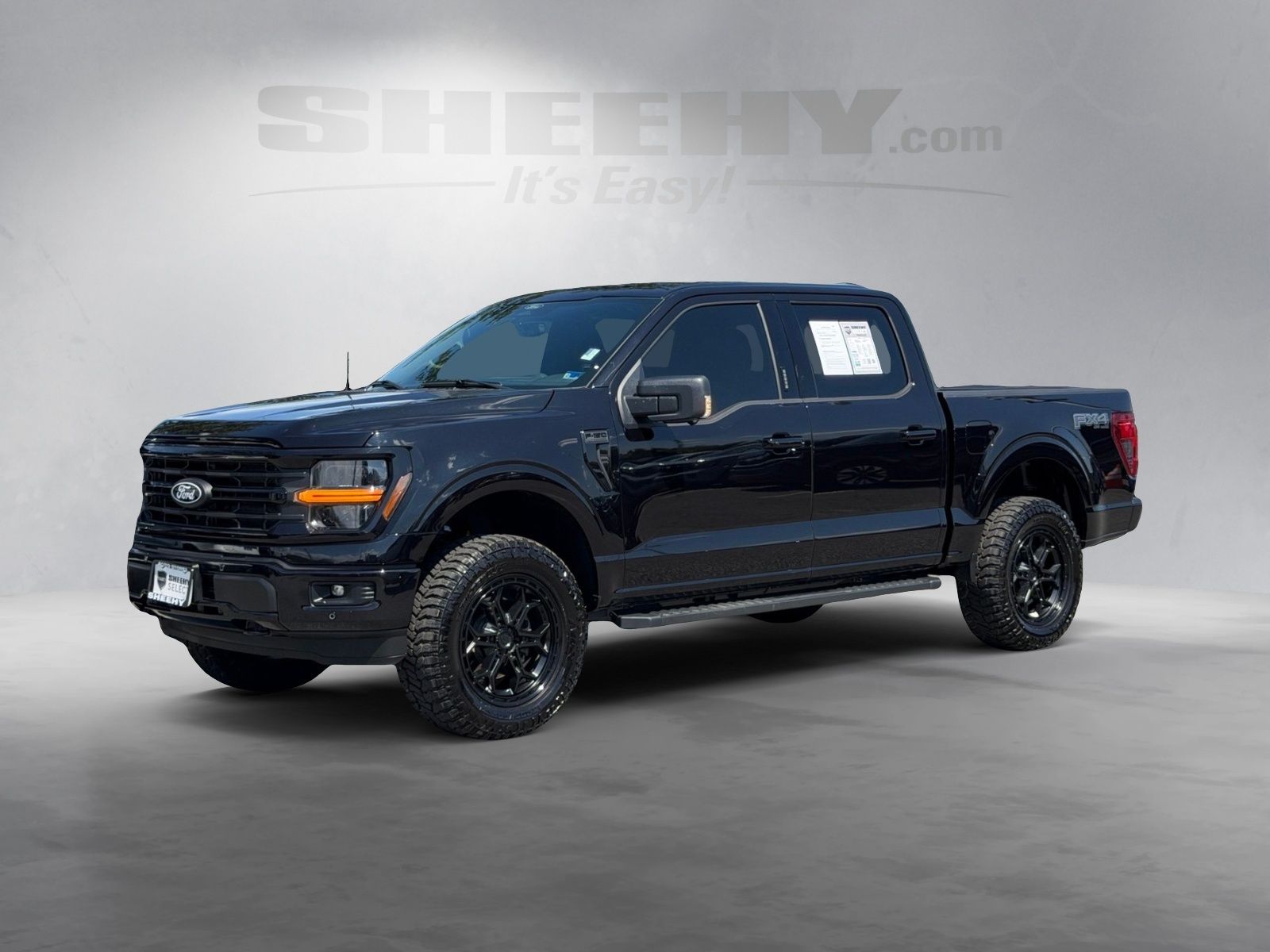 Used 2026 Agate Black Metallic Ford XLT image 15