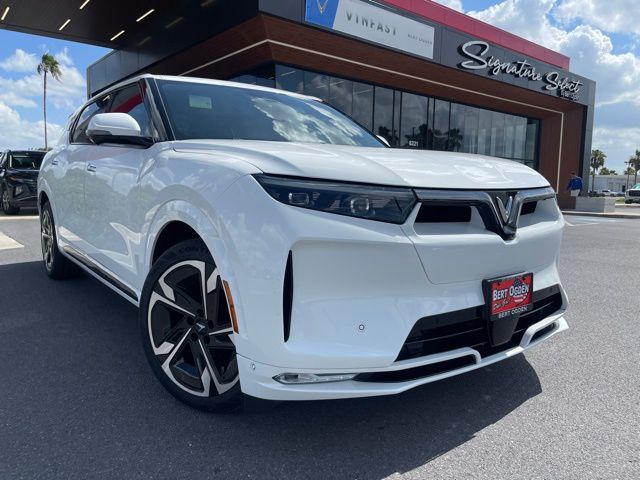 New 2024 VinFast VF 9 Plus AWD 4D Sport Utility