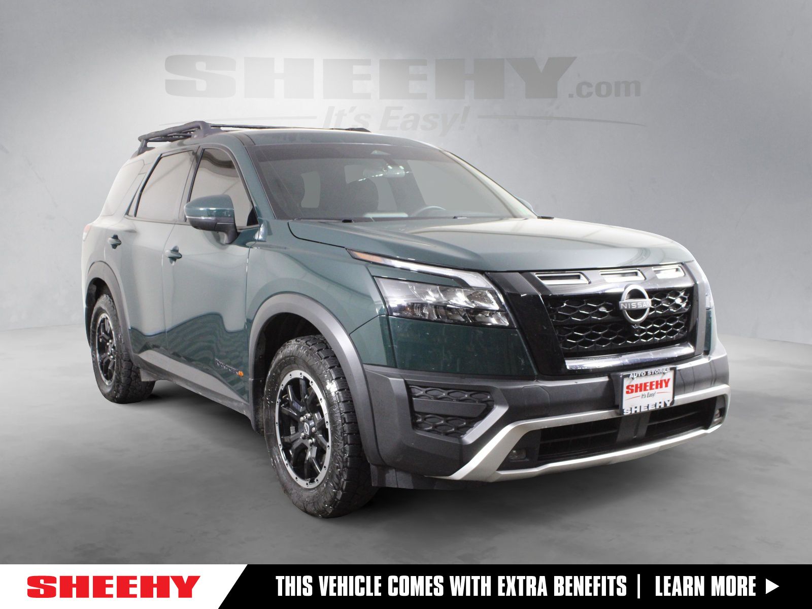 Black (Obsidian Green Pearl) 2025 Nissan Pathfinder SUV / Crossover All-Wheel Drive 9-Speed Automatic