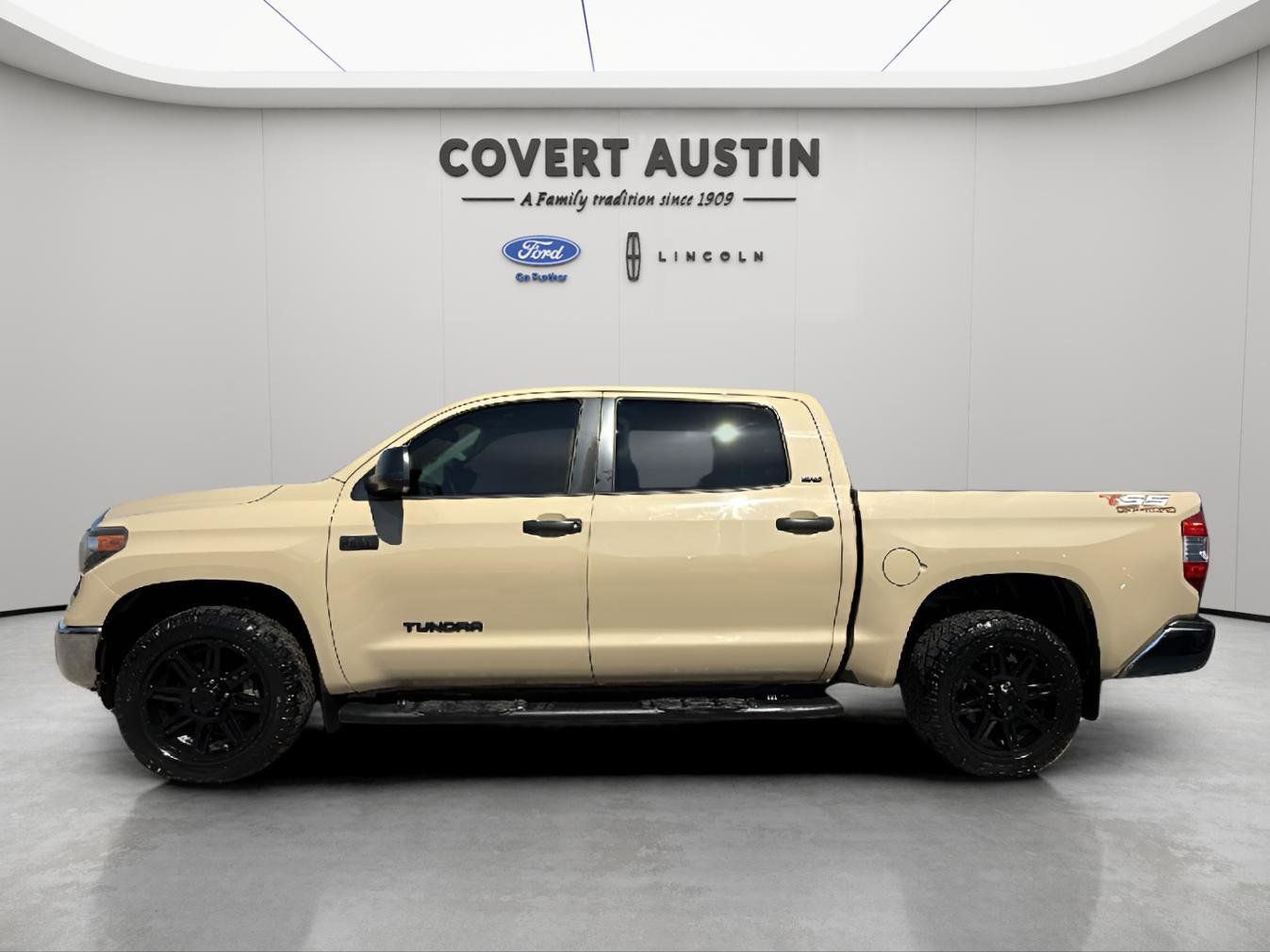 Used Car 2019 Toyota Tundra  Sr5 For Sale Under $35,000 In Austin, Texas