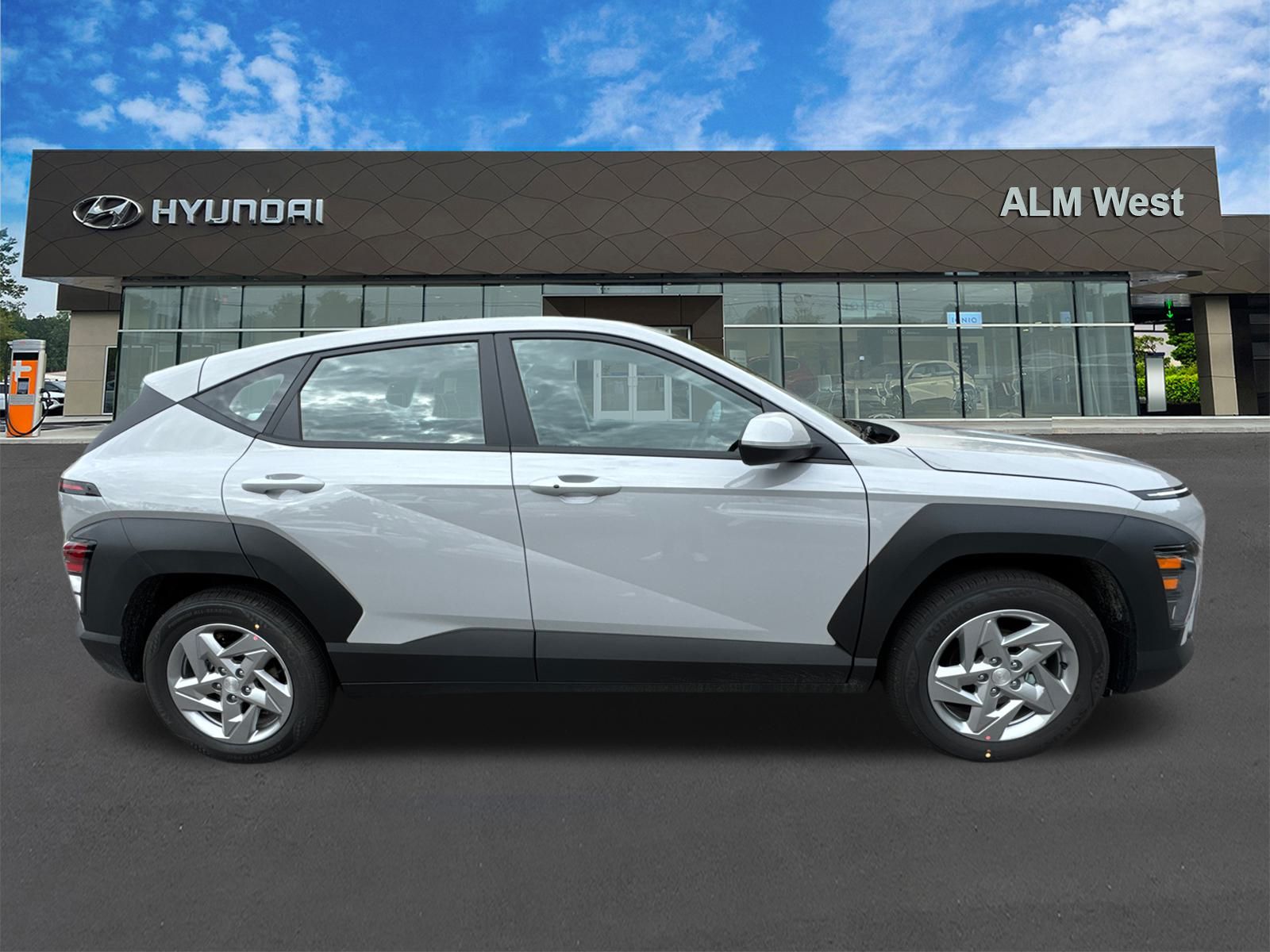 New 2026 Gray Hyundai SE image 5