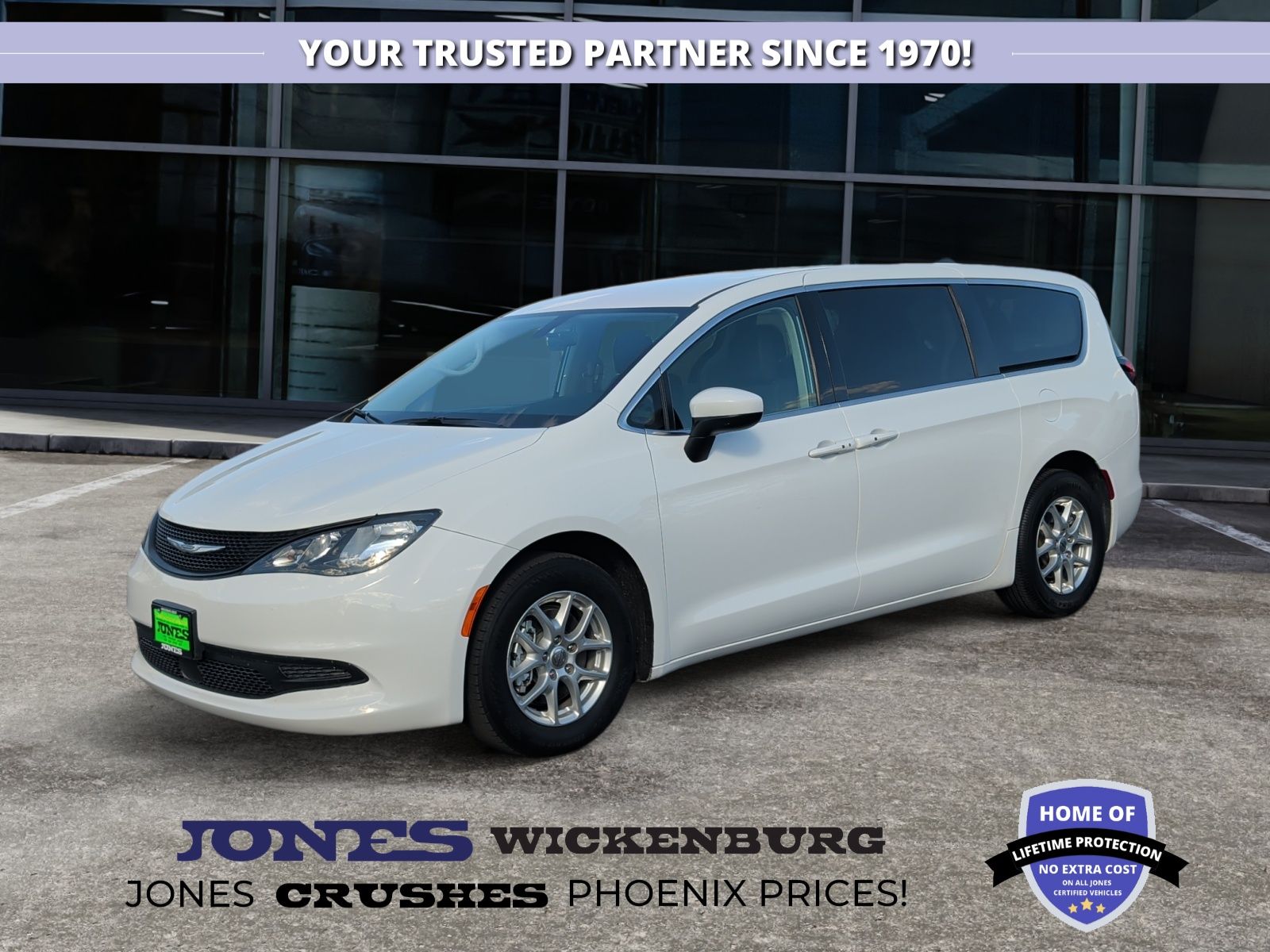 2022 Chrysler Voyager LX FWD