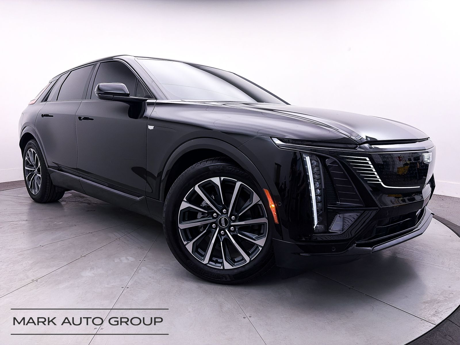 2025 Cadillac LYRIQ Sport