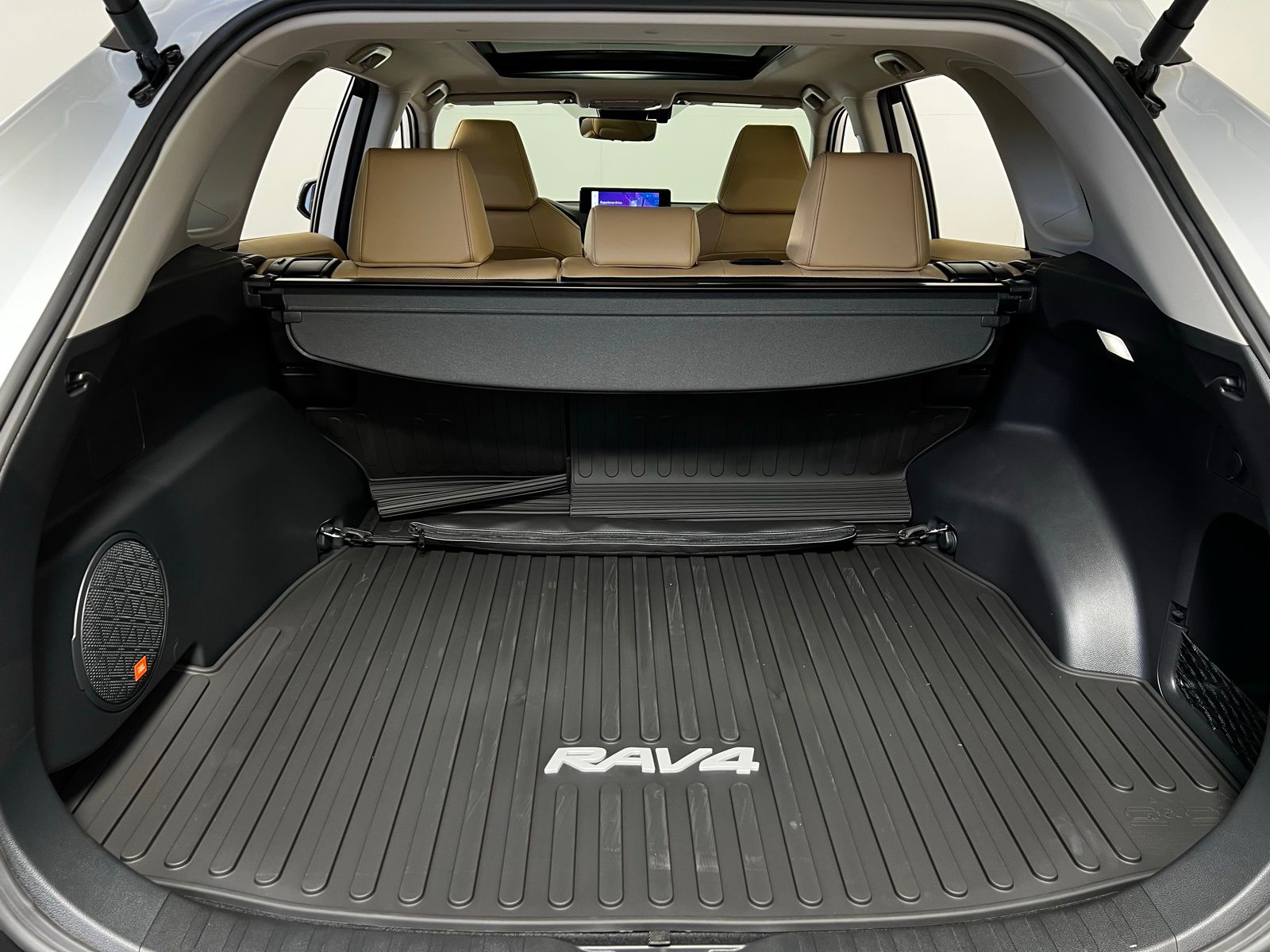 Thumbnail: 2025 Toyota RAV4 - 24