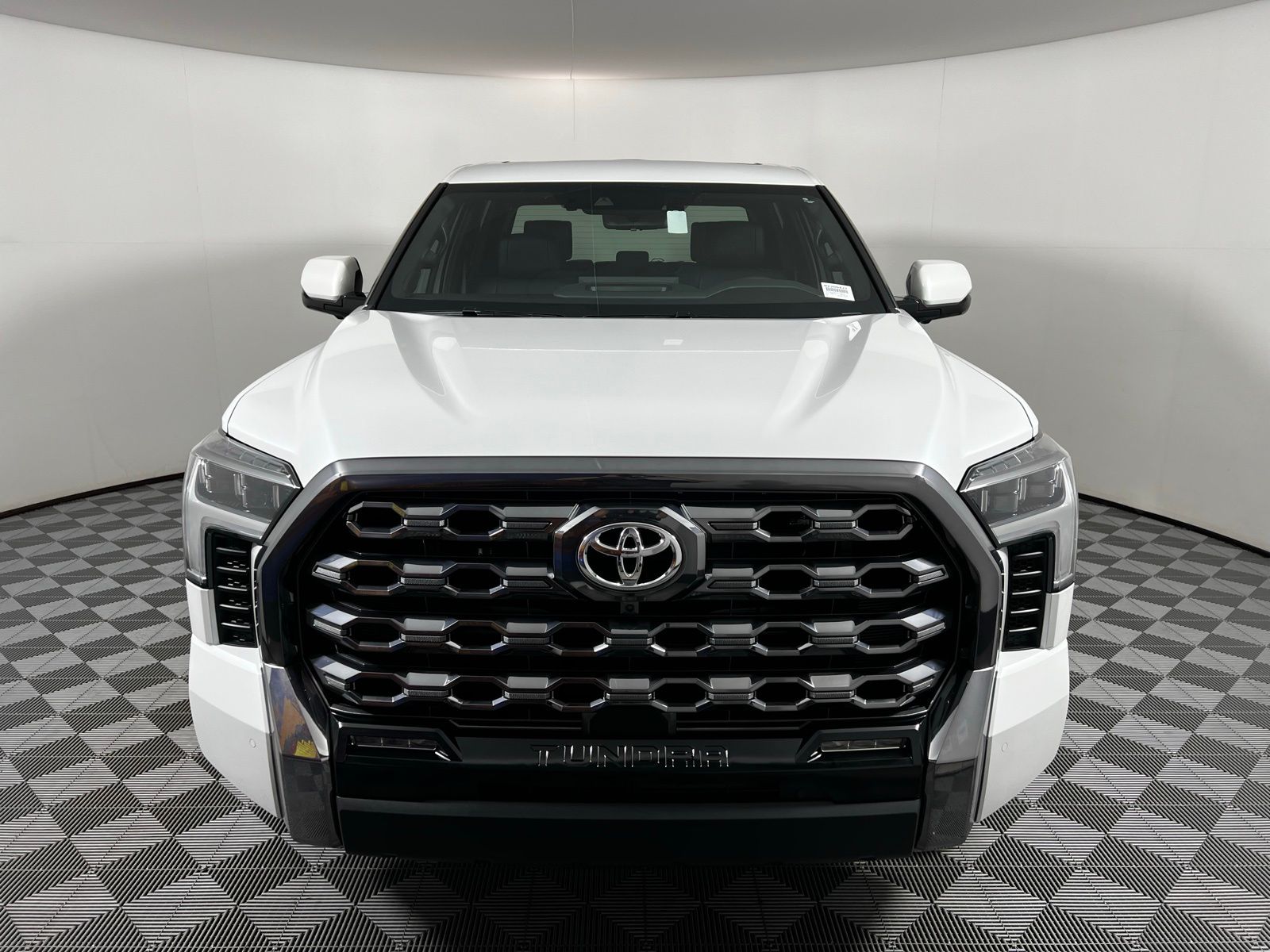 2025 Toyota Tundra Platinum 2