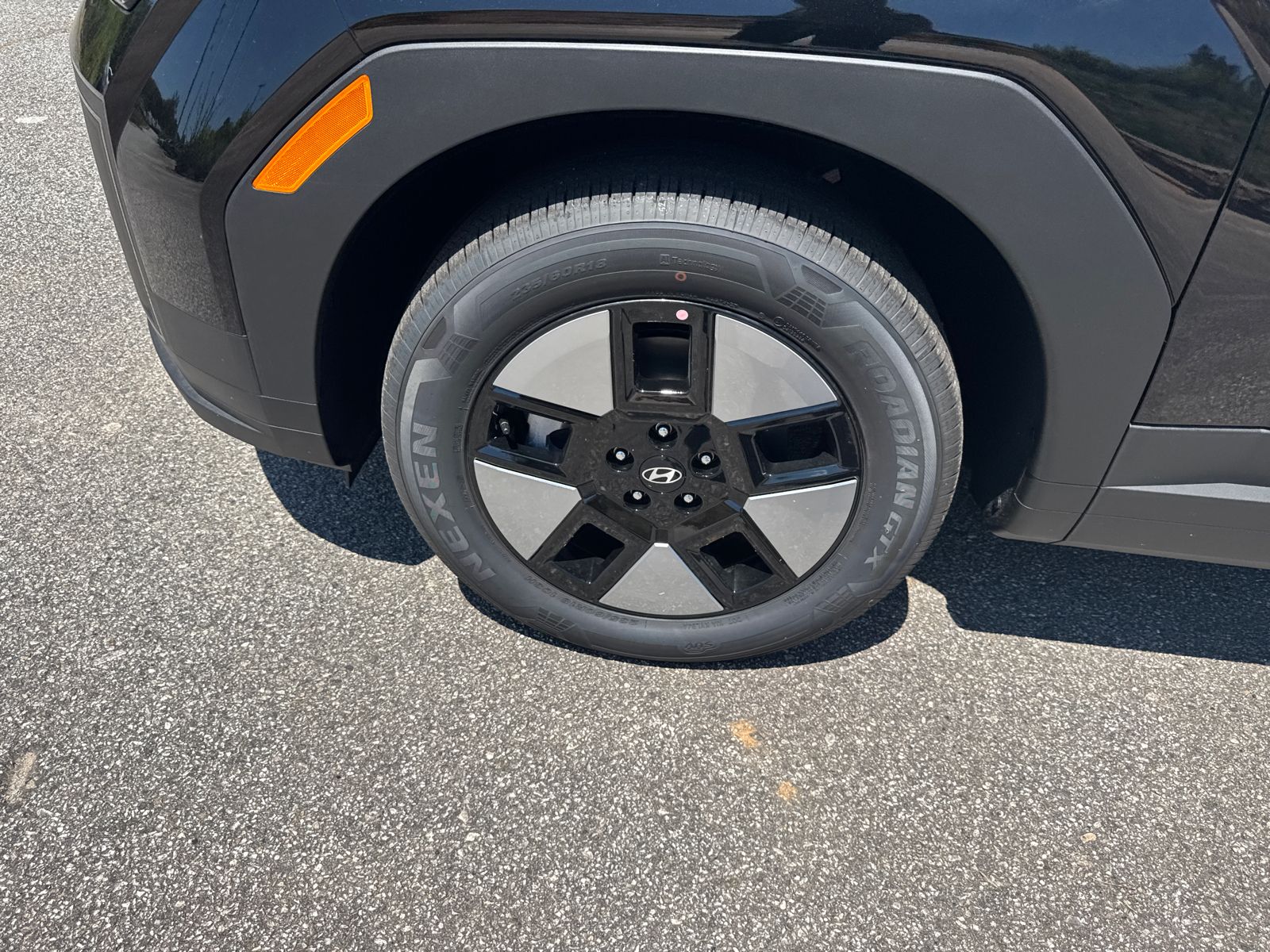 New 2027 Black Hyundai SEL image 12