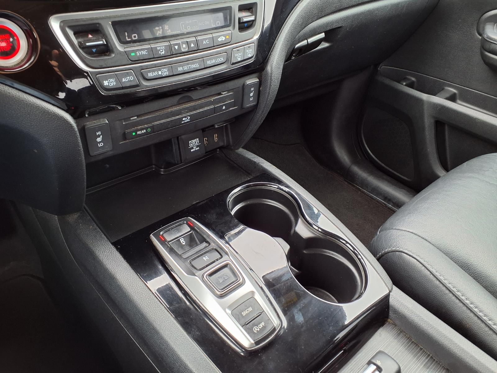 2018 Honda Pilot Touring Black at Toyota of Victoria