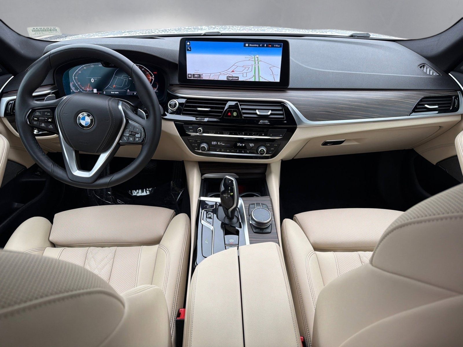 Used 2023 Alpine White BMW 540i xDrive image 3