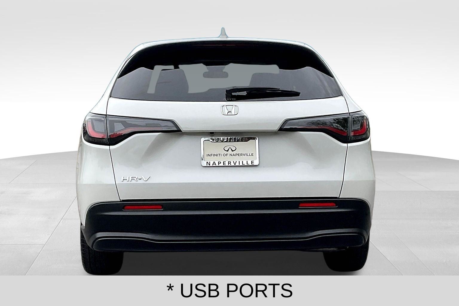 View vehicle photo 6