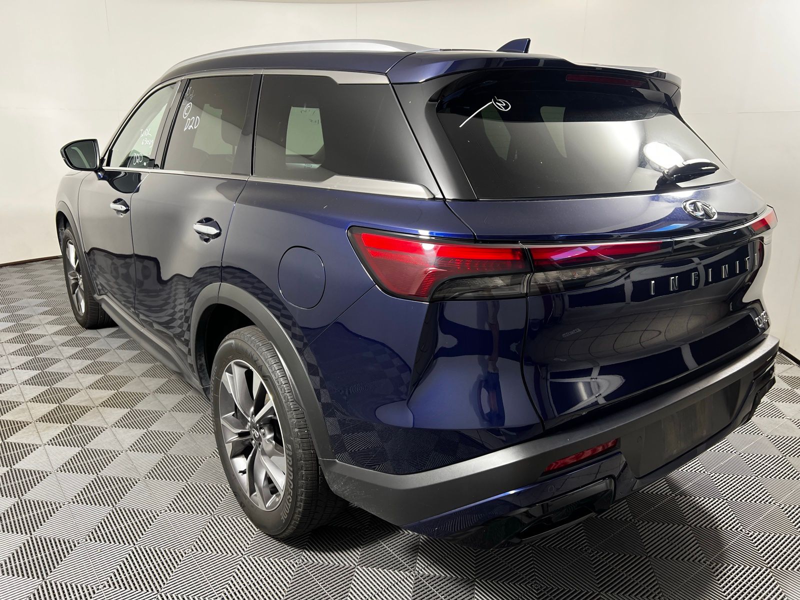 Thumbnail: 2024 INFINITI QX60 - 7