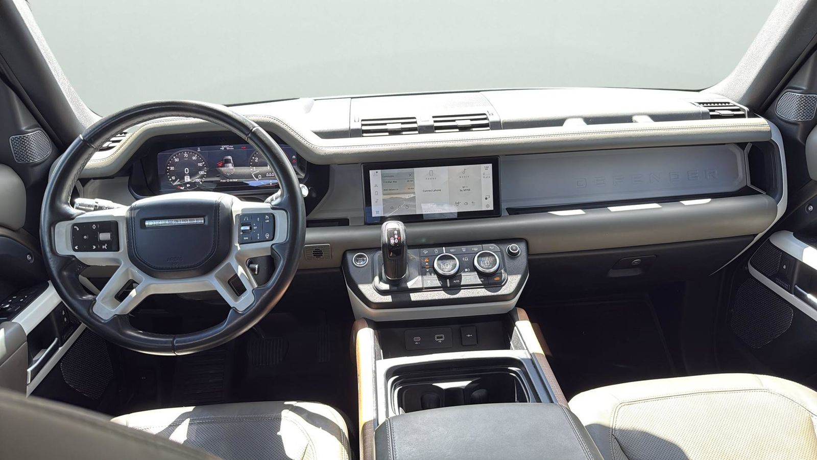 Used Car 2020 Land Rover Defender 110  Hse For Sale Under $50,000 In Austin, Texas