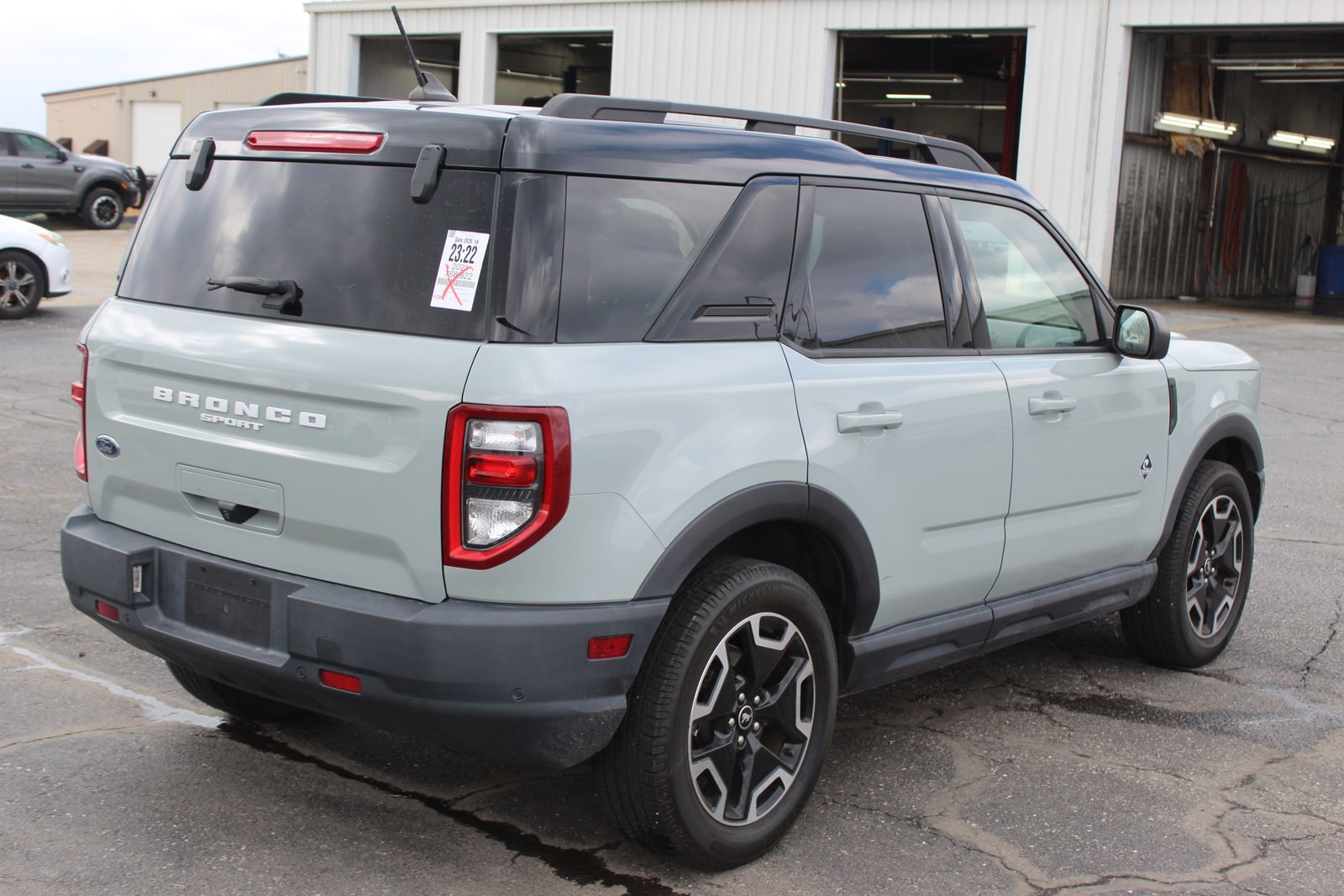 View vehicle photo 6