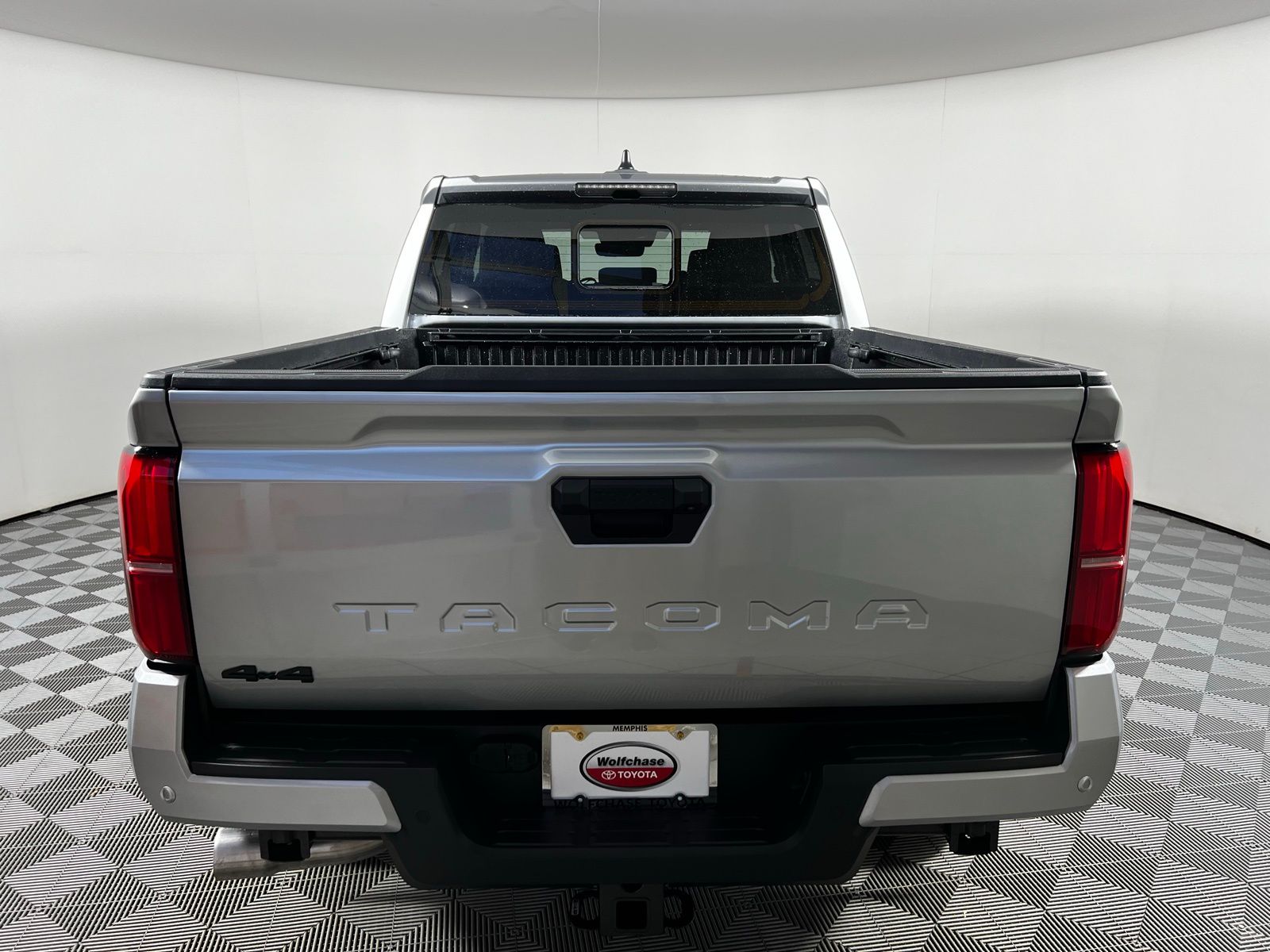 Thumbnail: 2025 Toyota Tacoma - 6