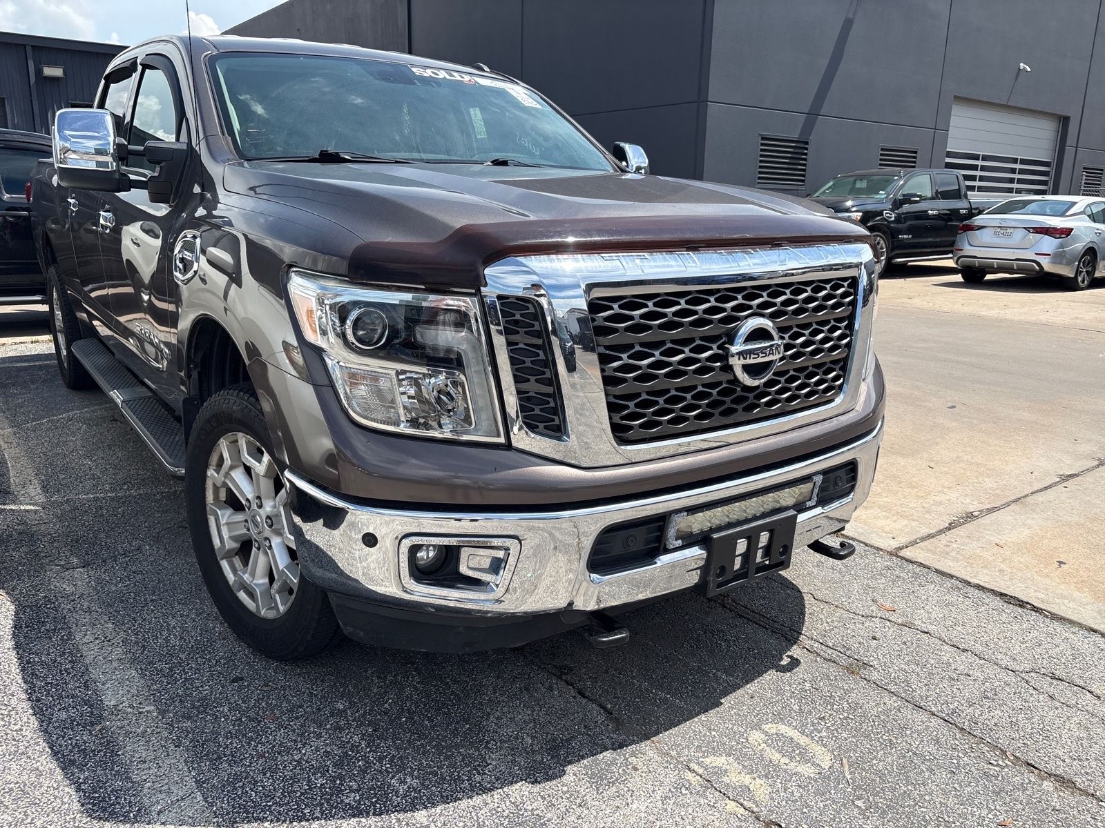 2016 Nissan Titan XD SL Crew Cab 4WD