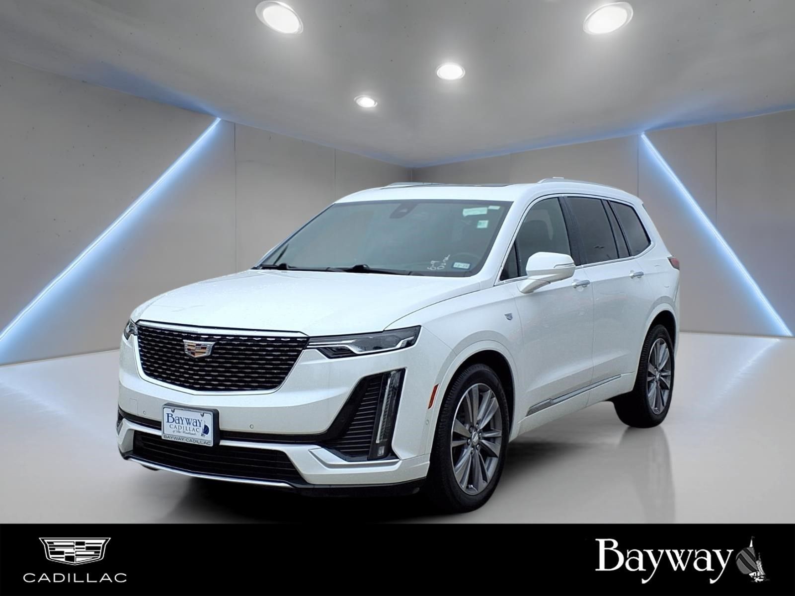 2020 Cadillac XT6 Premium Luxury White at Tom Peacock Cadillac