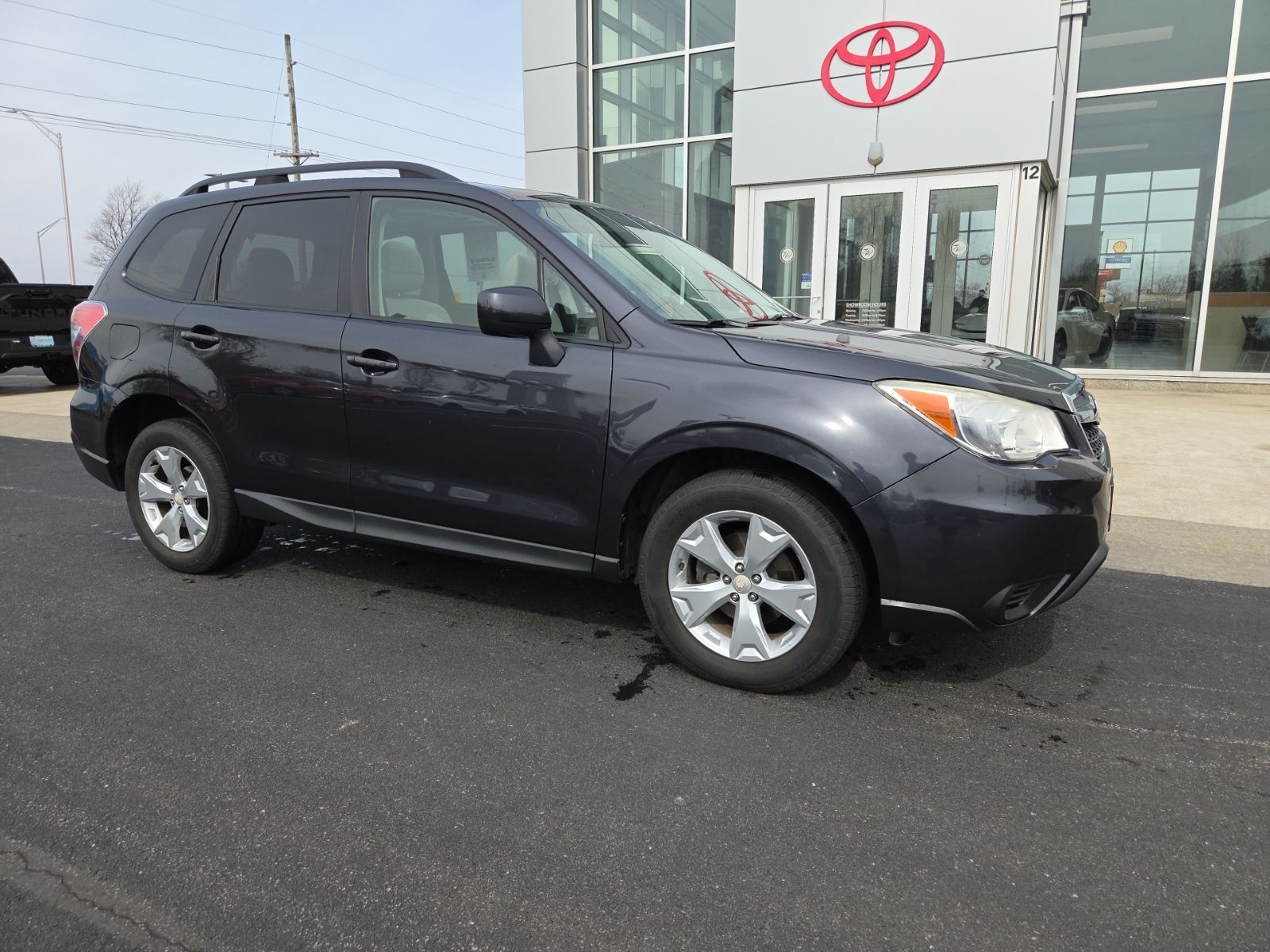 View vehicle photo 2