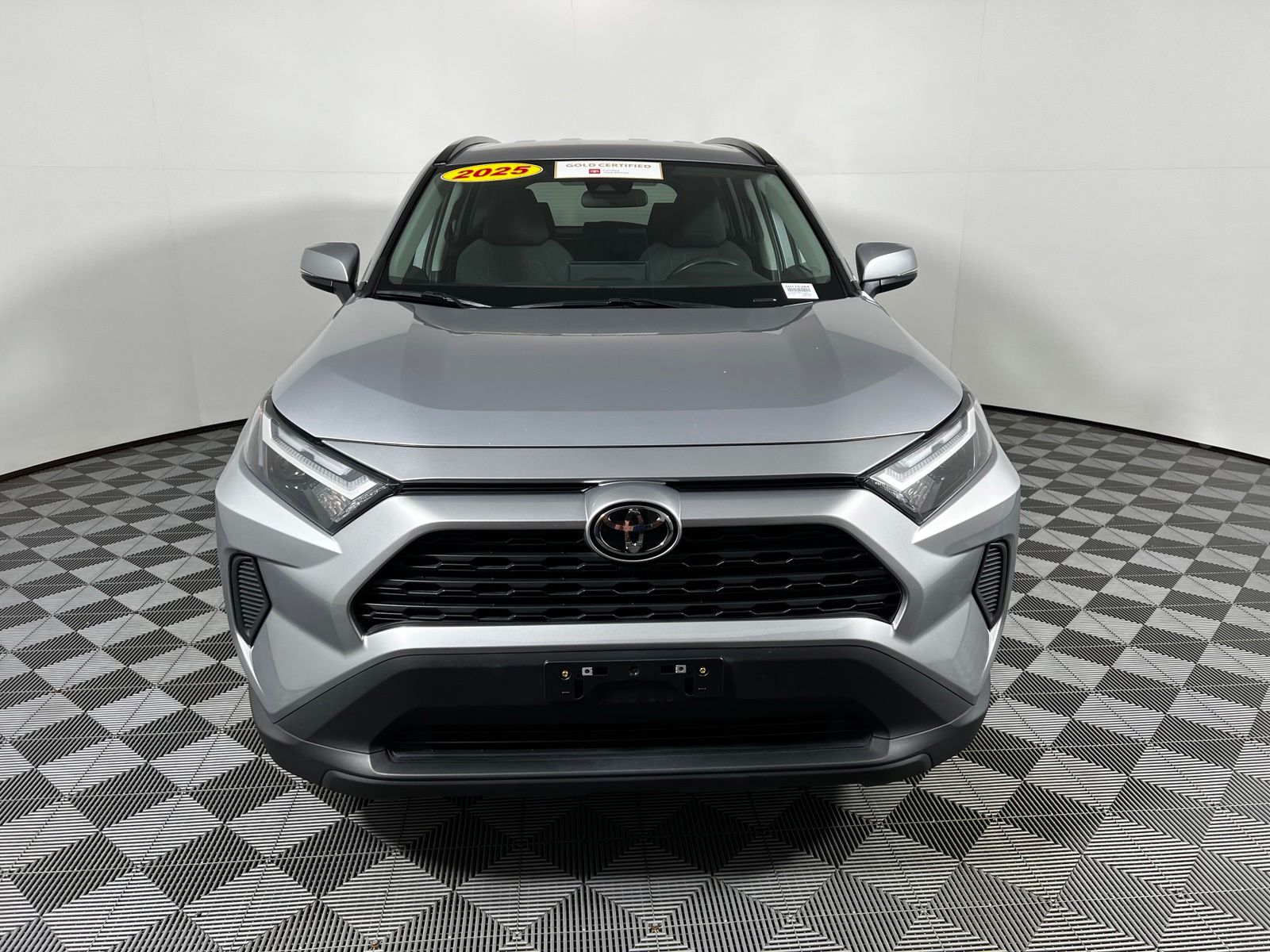Thumbnail: 2025 Toyota RAV4 - 2