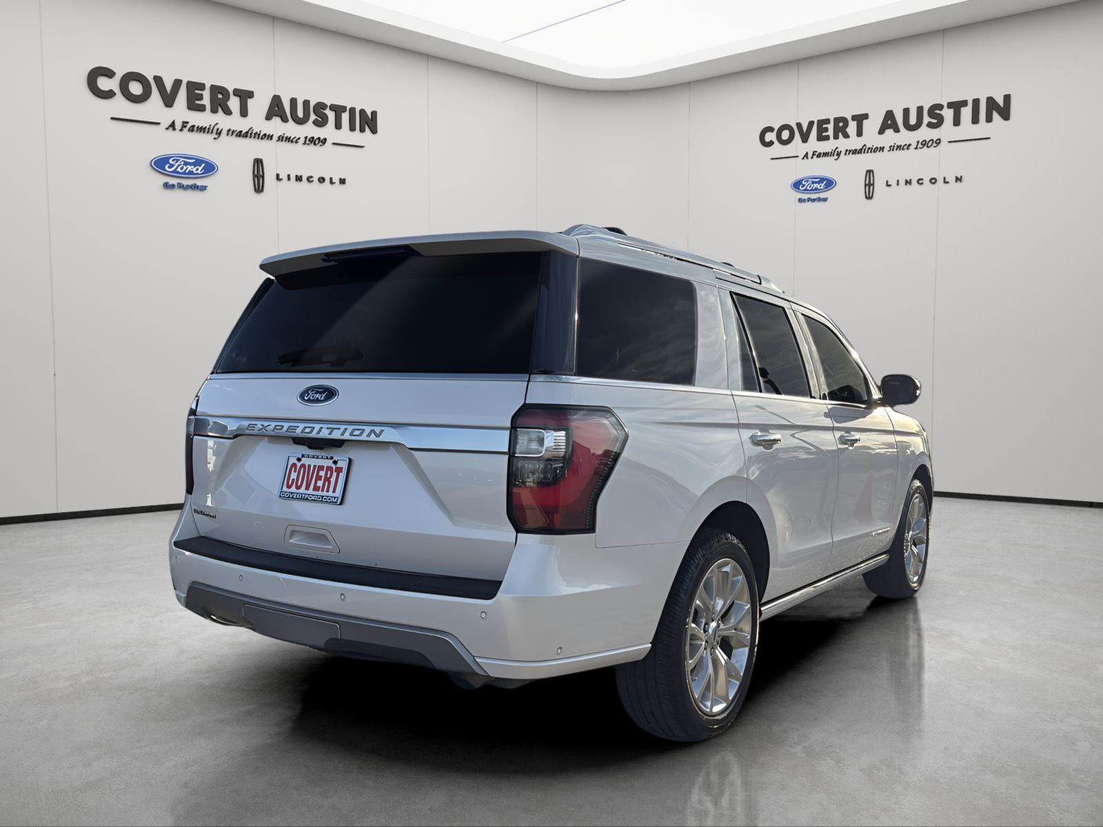 Used Car 2019 Ford Expedition  Platinum For Sale Under $30,000 In Austin, Texas