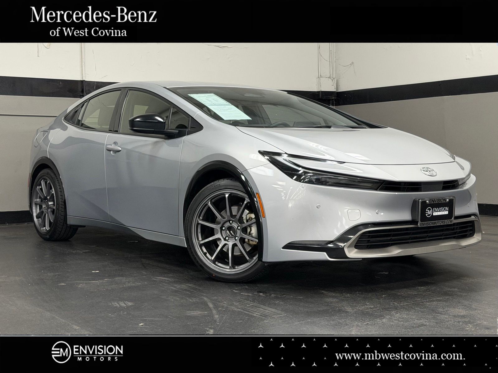Cutting Edge 2024 Toyota Prius Prime Hatchback Front-Wheel Drive Continuously Variable Transmission