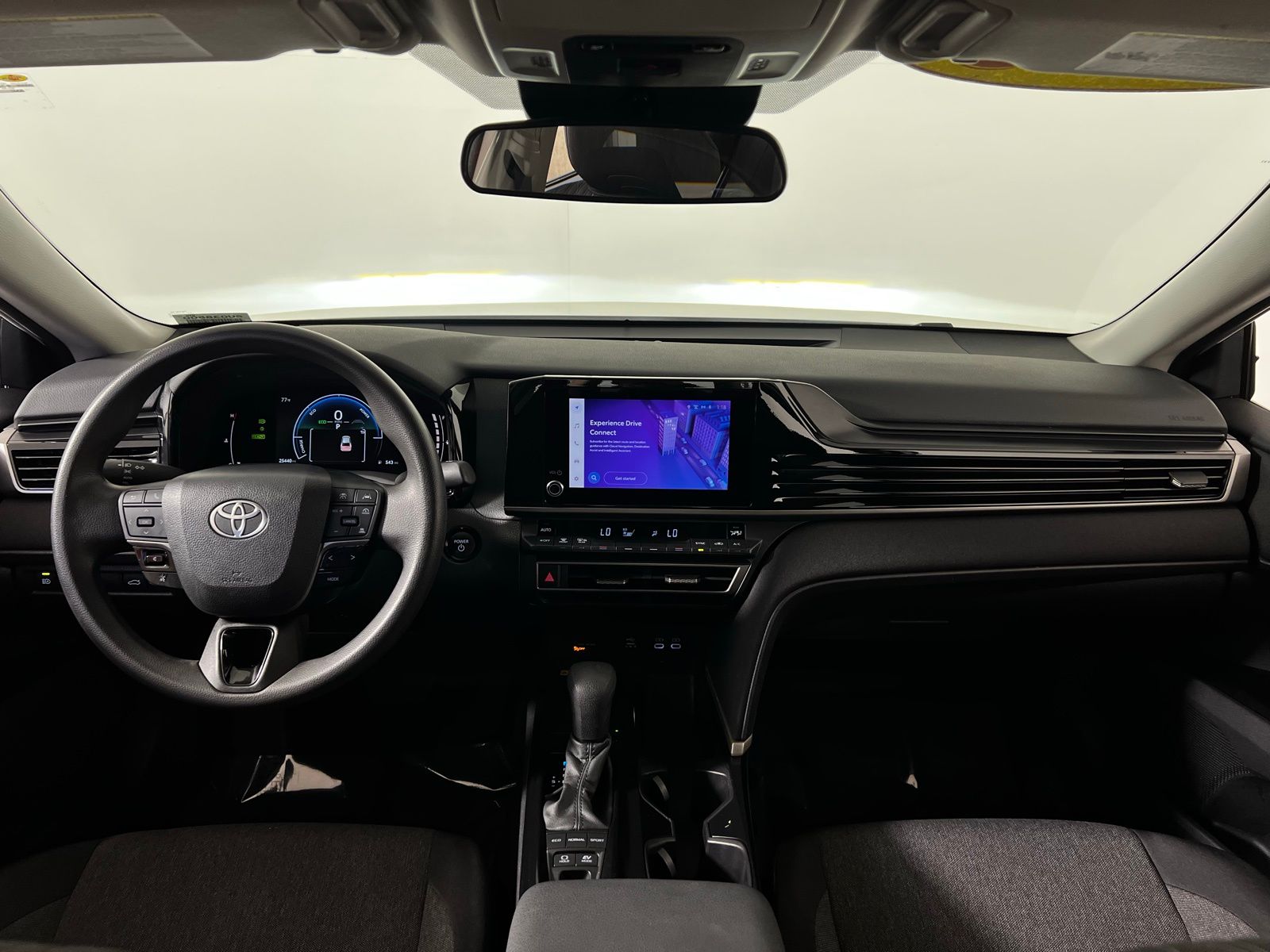 Thumbnail: 2025 Toyota Camry - 21