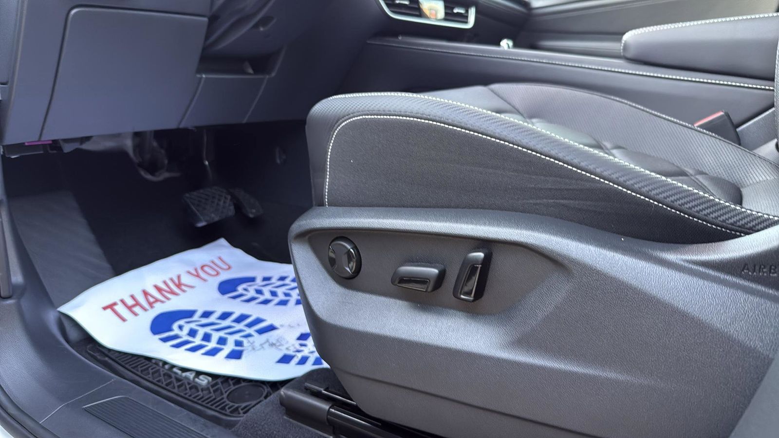 Used Car 2025 Volkswagen Atlas Cross Sport  2.0t Se For Sale Under $35,000 In Austin, Texas