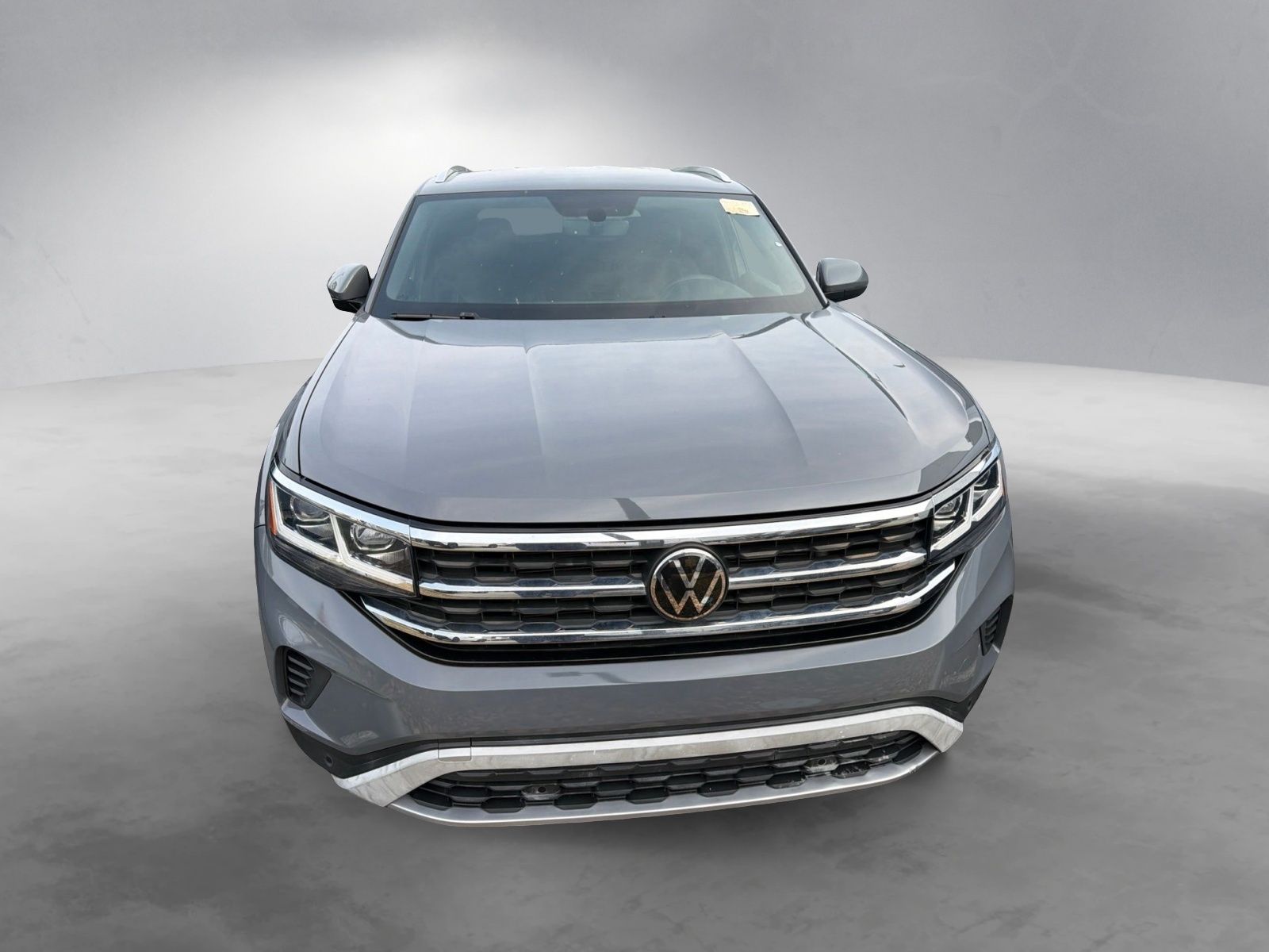 Used 2023 Gray Volkswagen 3.6L V6 SE w/Technology image 9