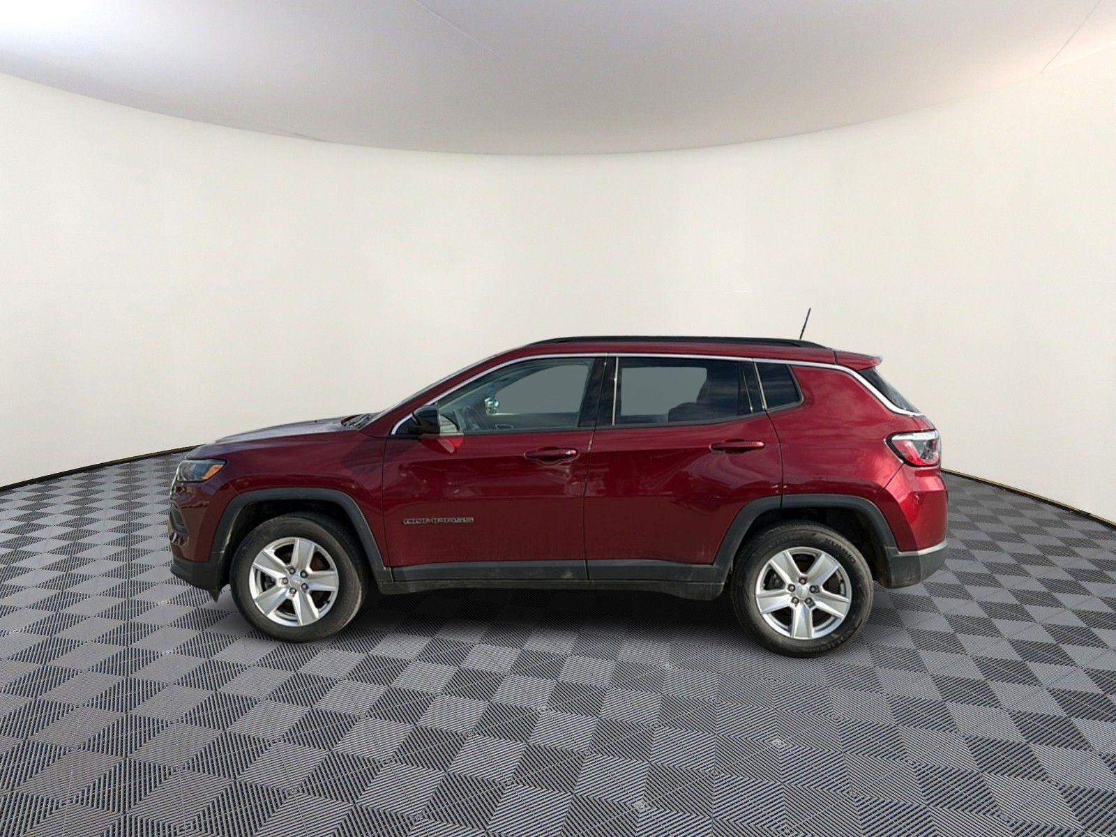 View vehicle photo 5