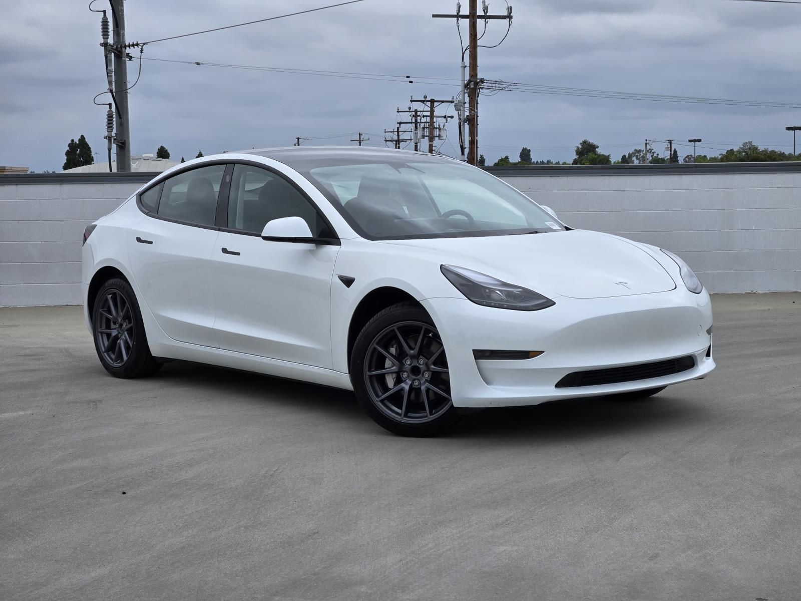 White 2023 Tesla Model 3 Sedan Rear-Wheel Drive 1-Speed Automatic