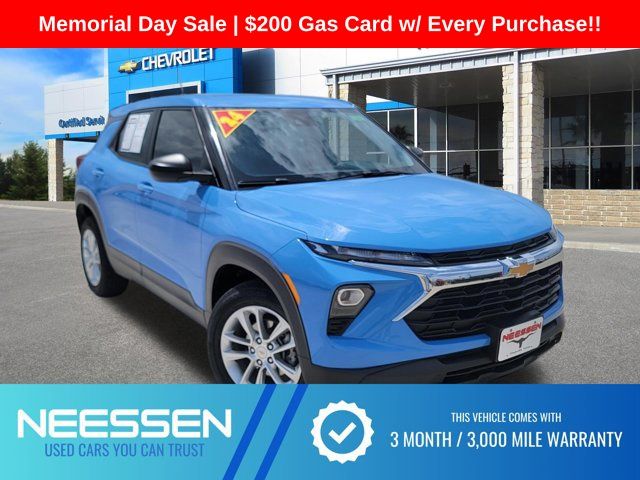 Blue 2024 Chevrolet Trailblazer LS FWD SUV / Crossover Front-Wheel Drive Continuously Variable Transmission