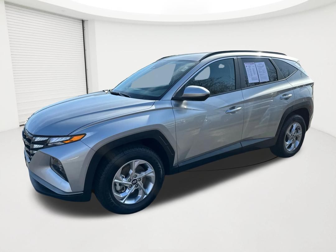 Shimmering Silver 2024 Hyundai Tucson SUV / Crossover All-Wheel Drive 8-Speed Automatic