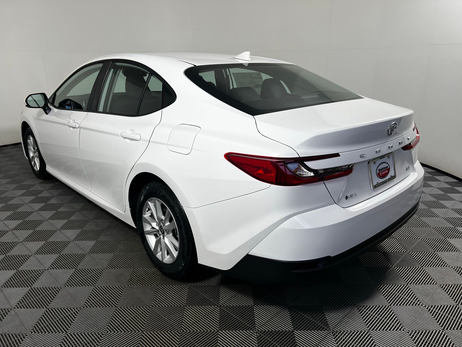 2025 Toyota Camry LE 7